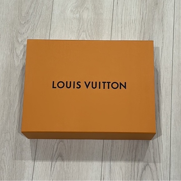 Louis Vuitton Box - Picture 3 of 7